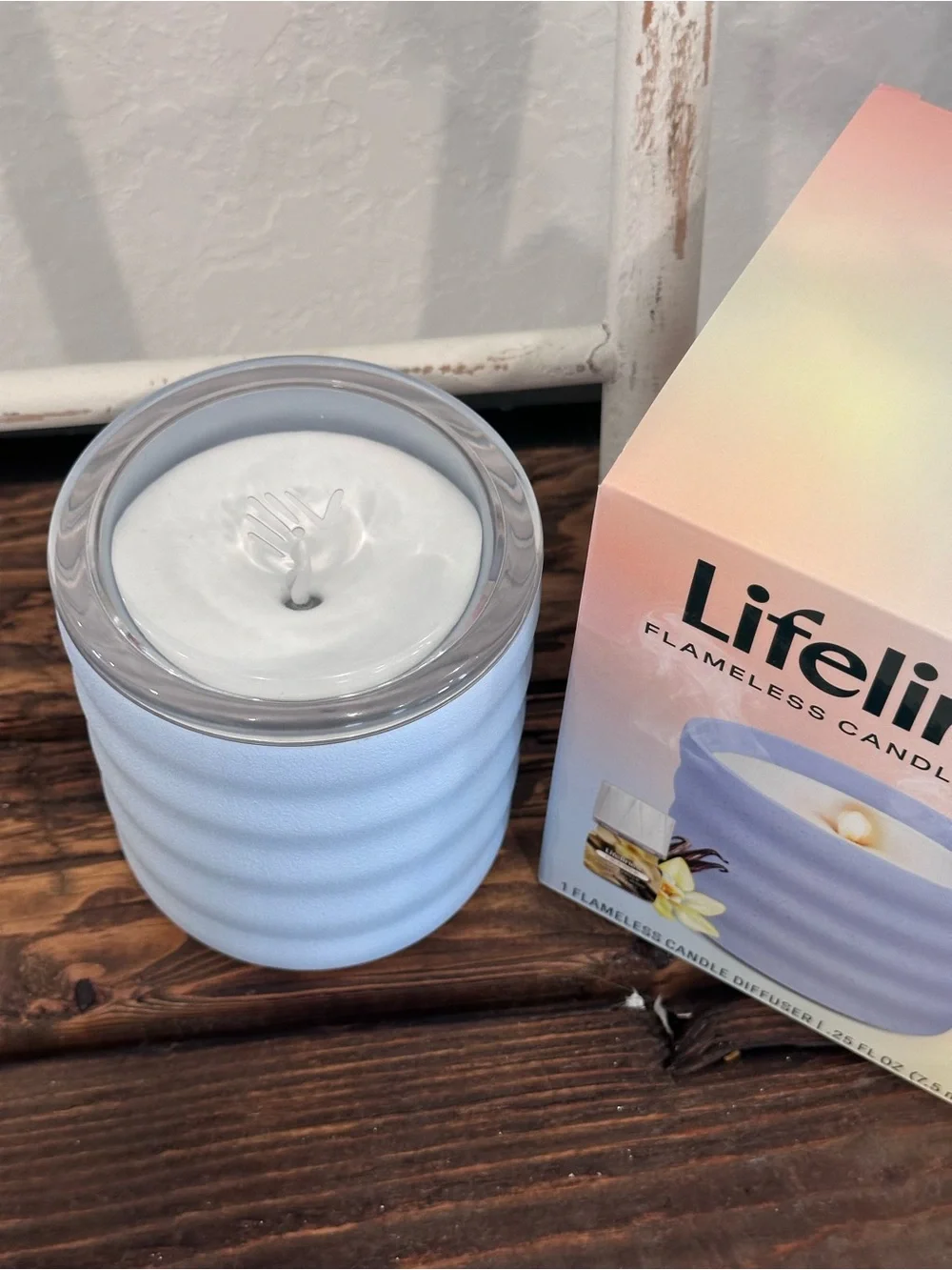 NIB Lifelines Flameless Candle Diffuser Bubble Periwinkle Very Vanilla